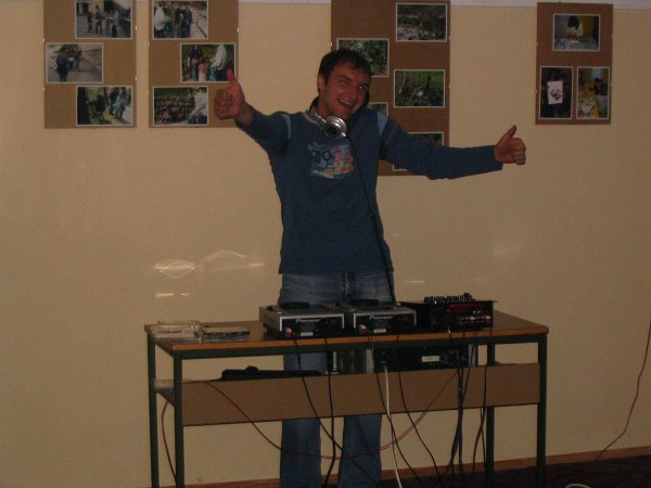 Poitniki petek - DJ Chincassa v MCJ, 28.4.2006