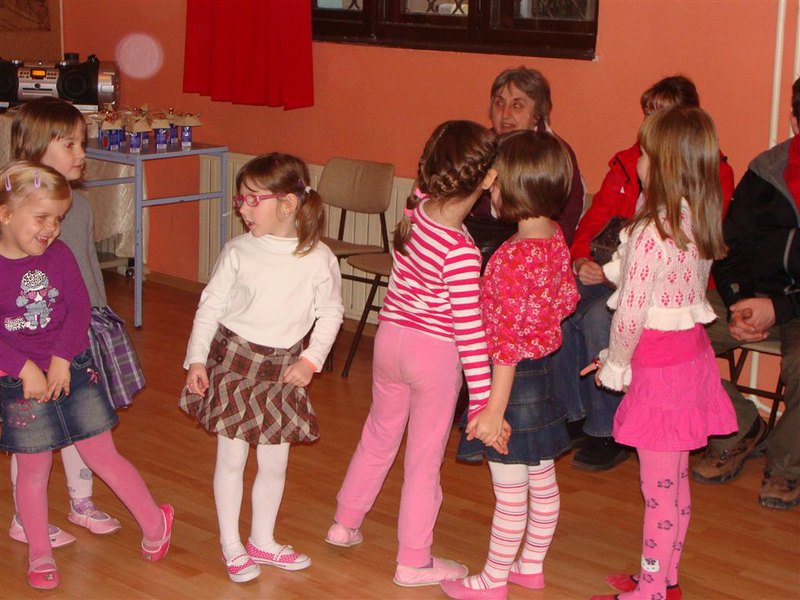 Zakljuni nastop zimskih plesnih delavnic za predolske otroke, 5. marec 2012